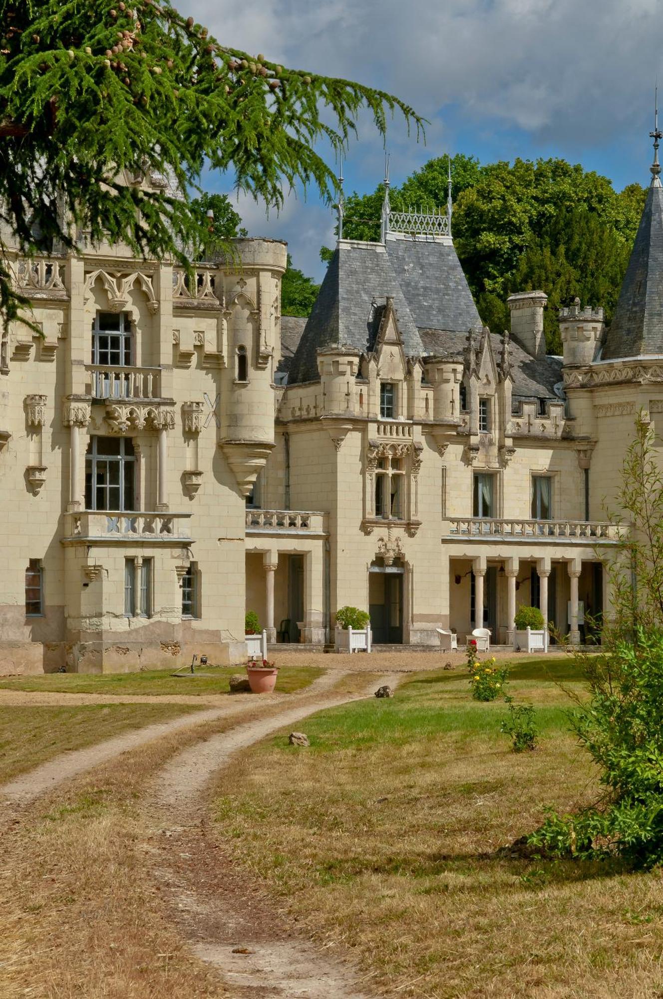 Chateau De Salvert - Gites Neuille Exterior photo